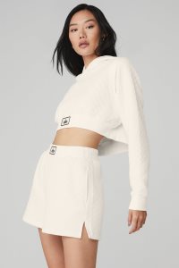 Bluzy Z Kapturem Alo Yoga Pikowana Cropped Arena Damskie Białe | 79381-VXYO