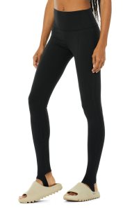 Legginsy Alo Yoga High-Stanem Zimowe Warmth Plush Stirrup Damskie Czarne | 15962-SZAK