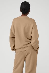 Long Sleeve Alo Yoga Accolade Crew Neck Damskie Khaki | 36571-UYKJ