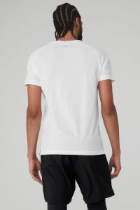 Short Sleeve Alo Yoga The Triumph Crew Neck Tee Męskie Białe | 62490-PEIF