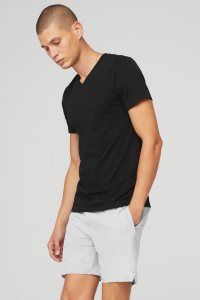 Short Sleeve Alo Yoga The Triumph V-Neck Tee Męskie Czarne | 46107-UNAR