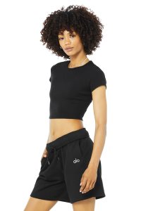 Short Sleeve Alo Yoga Żebrowany Damskie Czarne | 48510-KSRH